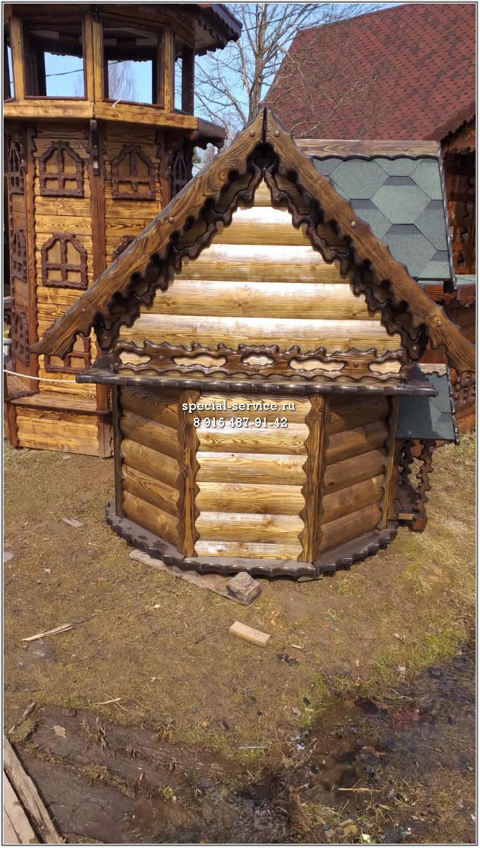 Делаем сами домик для колодца с двускатной крышей